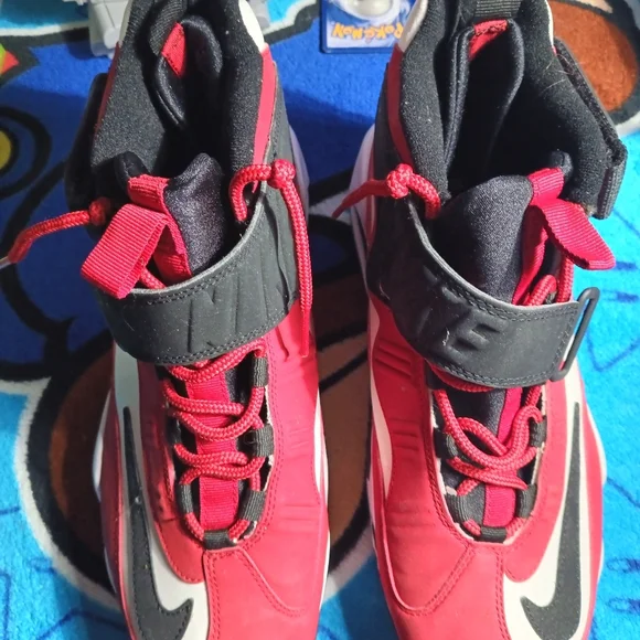 Griffey Air Max Cincinnati Reds sz 10.5 DAMAGED SEE PICS - Picture 8 of 8